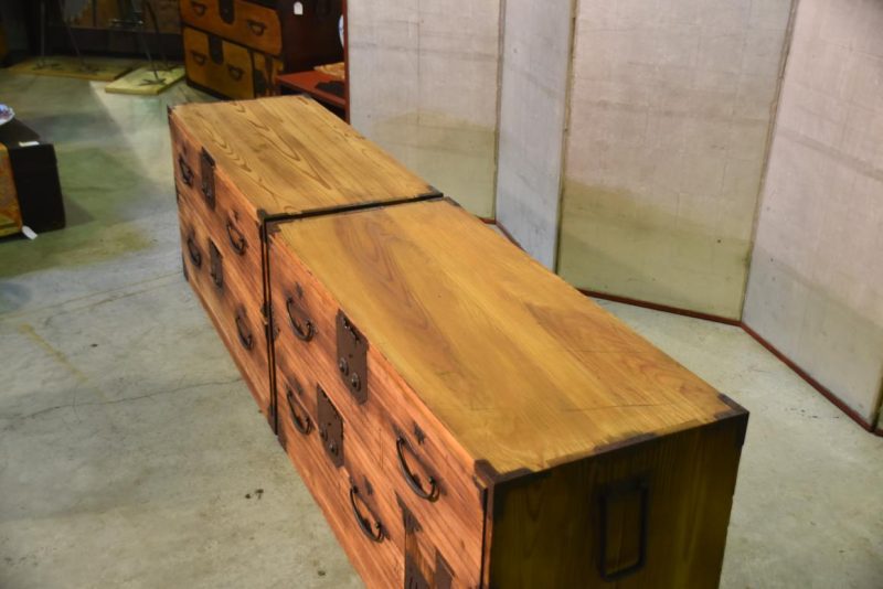 Japanese Antique 4 Drawer Clothing Chest - Image 3