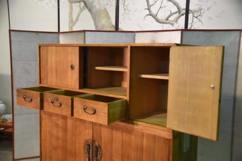 Japanese Wedding Chest - Image 9