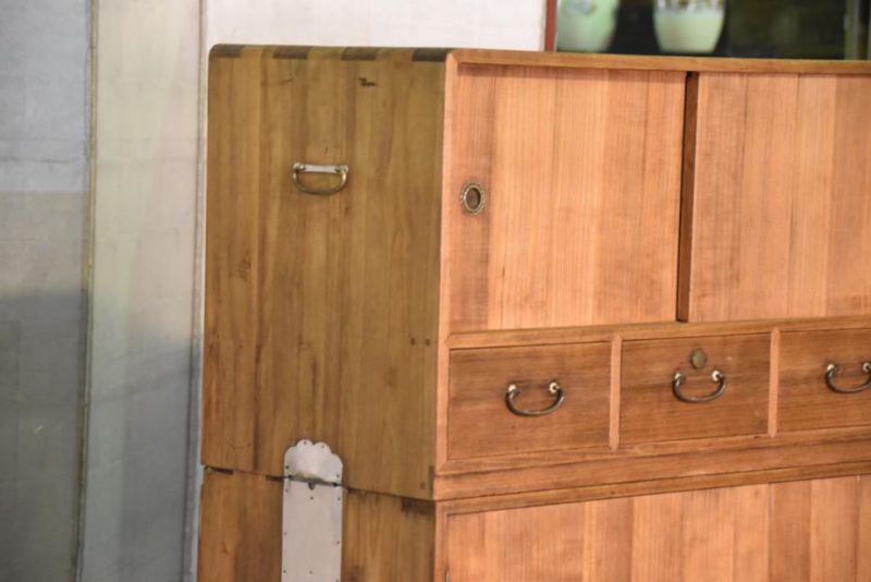 Japanese Wedding Chest - Image 3