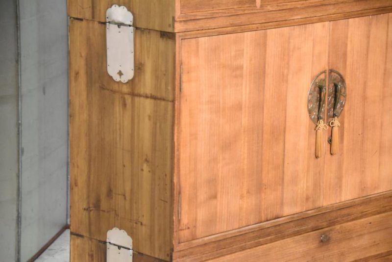 Japanese Wedding Chest - Image 12