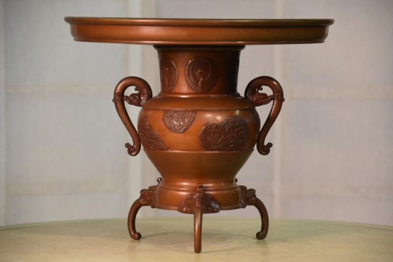 Japanese Cast Bronze Antique Flower Vase Usubata - Image 12