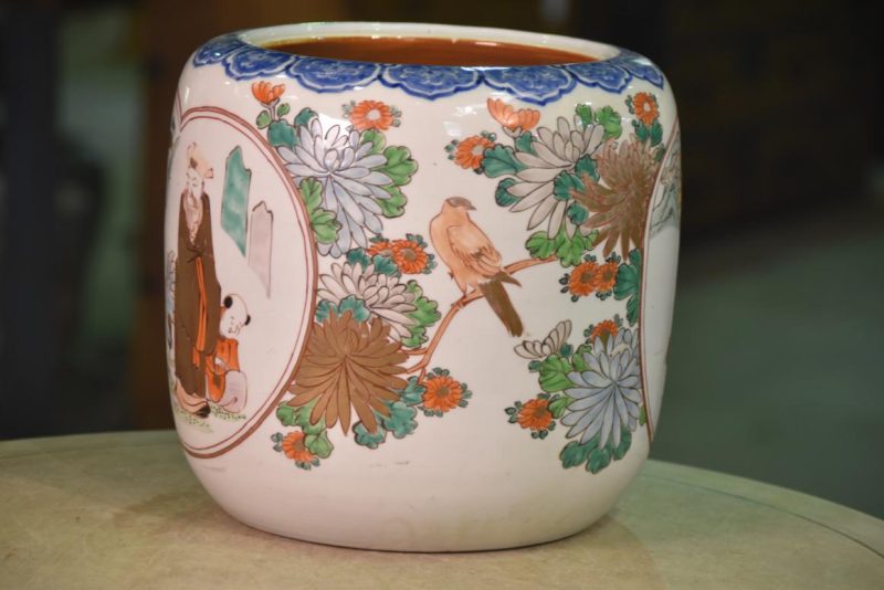 Japanese Imari Hibachi Urn - Image 5