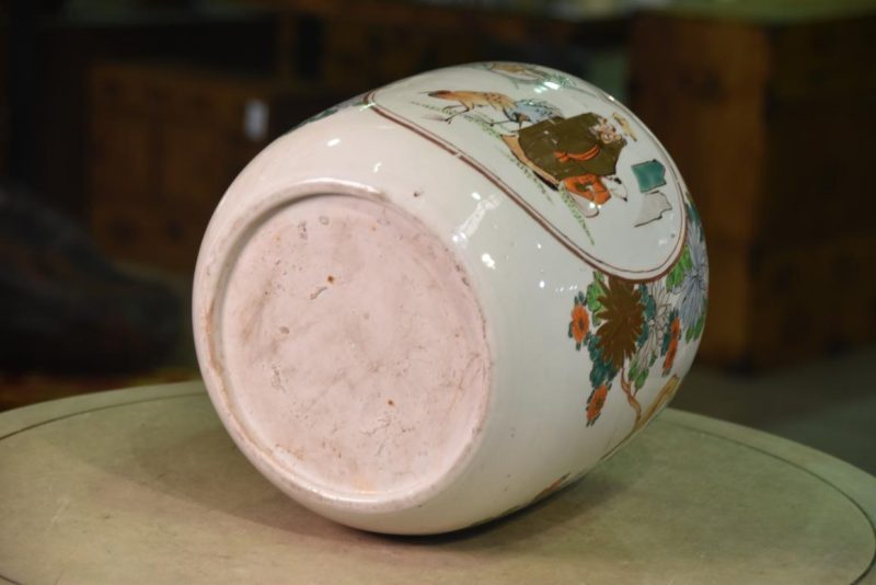 Japanese Imari Hibachi Urn - Image 3