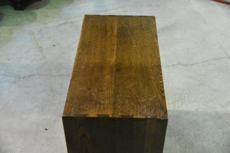 Japanese Burled Mulberry Wood Small Chest for Kimono Accessories - Image 7