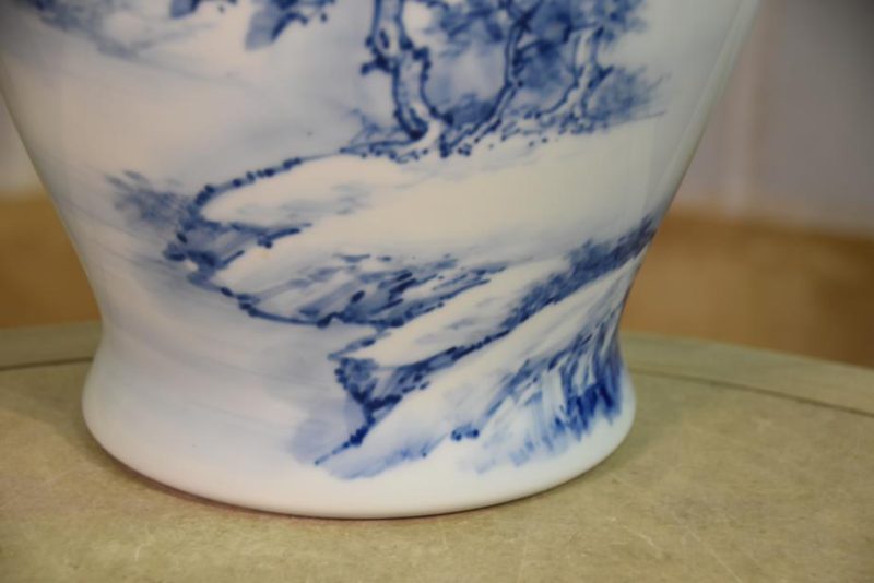Fukugawa Pottery Blue and White Vase - Image 10