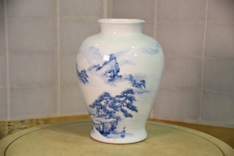 Fukugawa Pottery Blue and White Vase - Image 5
