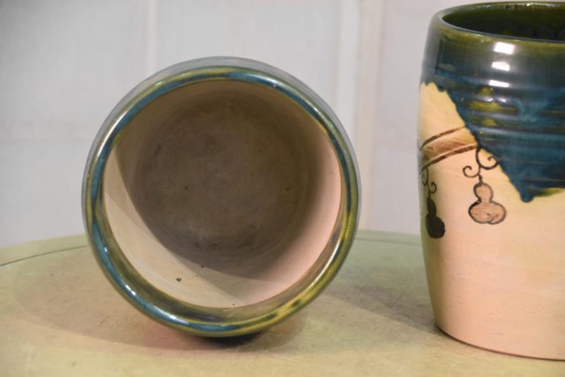 Pair of Oribe Pottery Urns - Image 4