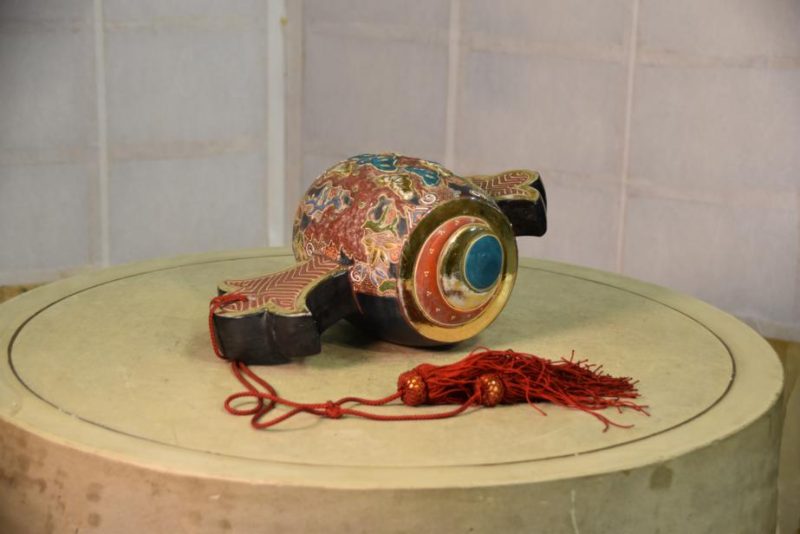 Kutani Pottery Magic Mallet