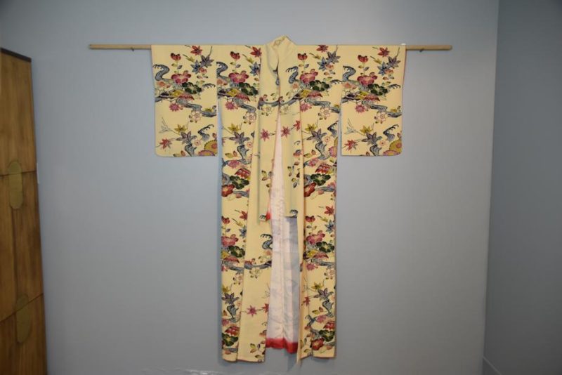 Japanese Floral Kimono - Image 4