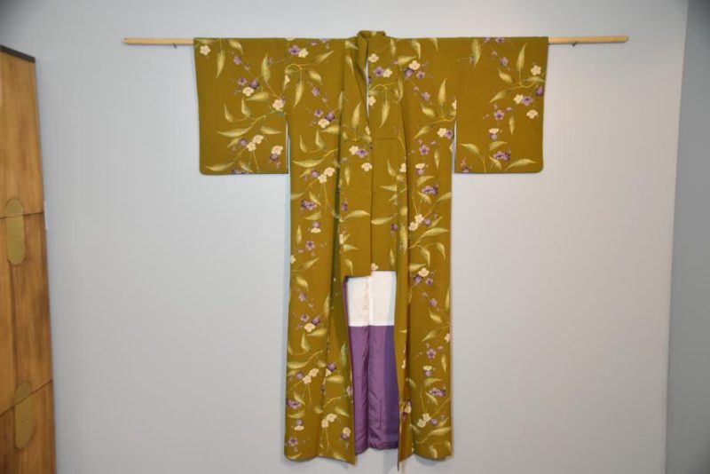 Floral Design Vintage Kimono - Image 6