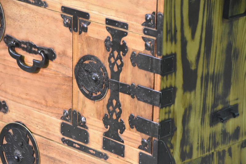 Antique Yonezawa Clothing Chest - Image 11