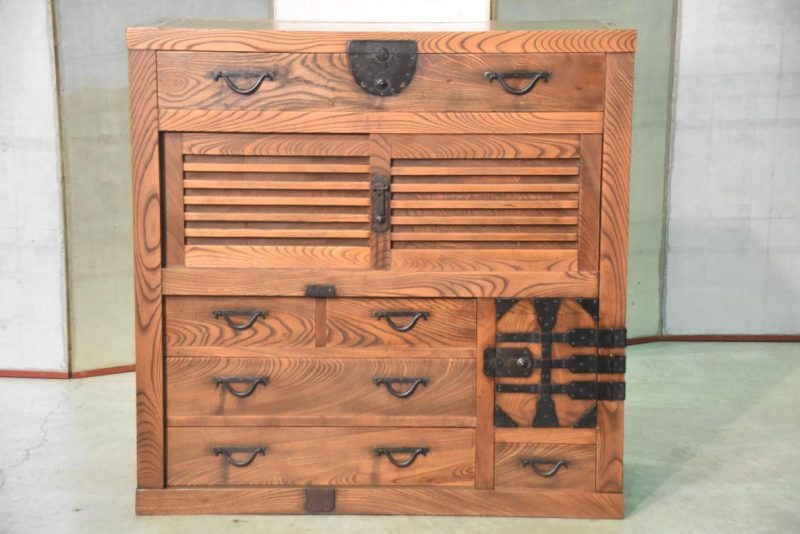 Japanese Antique Merchant Chest - Image 2