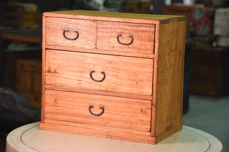 Japanese Accessories Chest - Image 2
