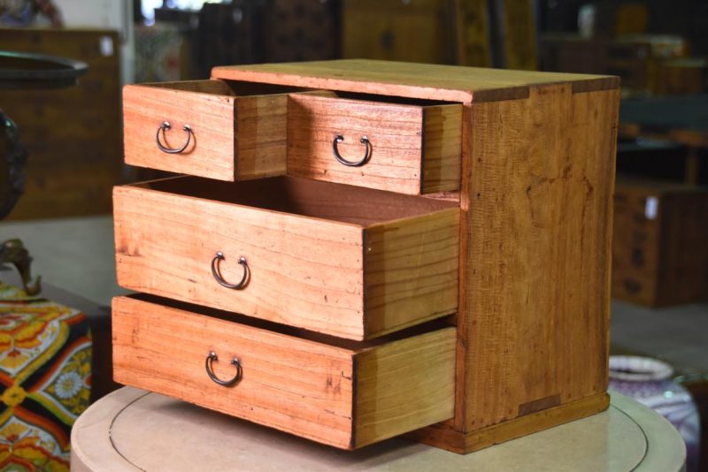 Japanese Accessories Chest - Image 6