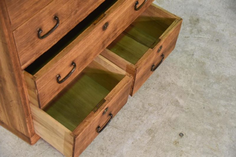 Small Japanese Chest - Image 6
