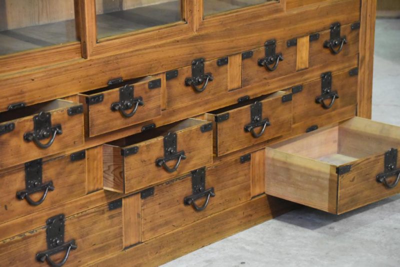 Merchant's Show Case - Image 4