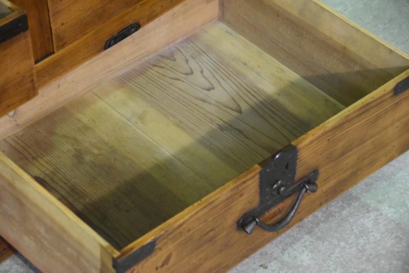 Merchant's Show Case - Image 3