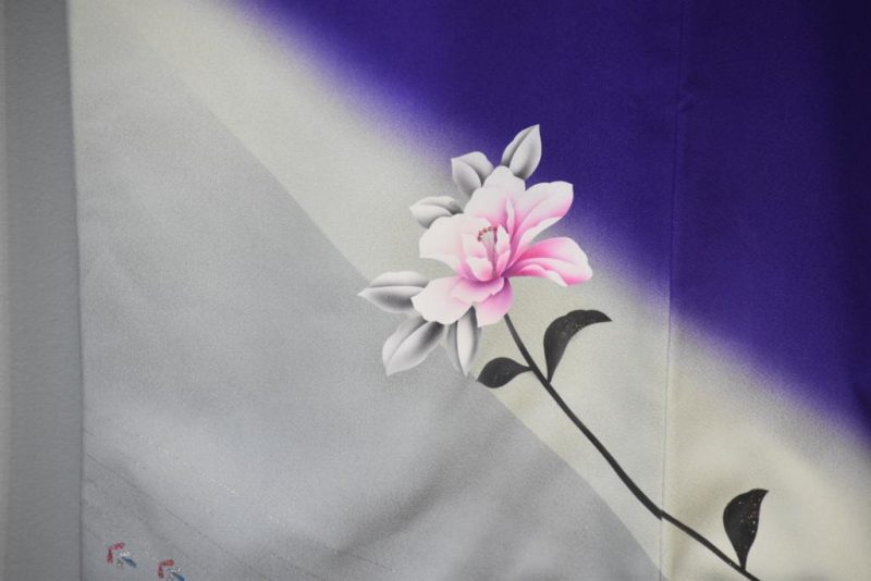 Blue and White Kimono - Image 7