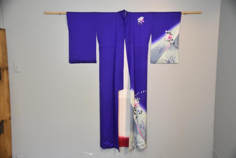 Blue and White Kimono - Image 5