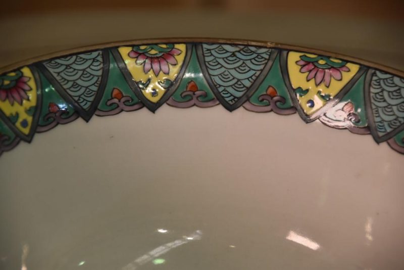 Kutani Style Bowl - Image 6