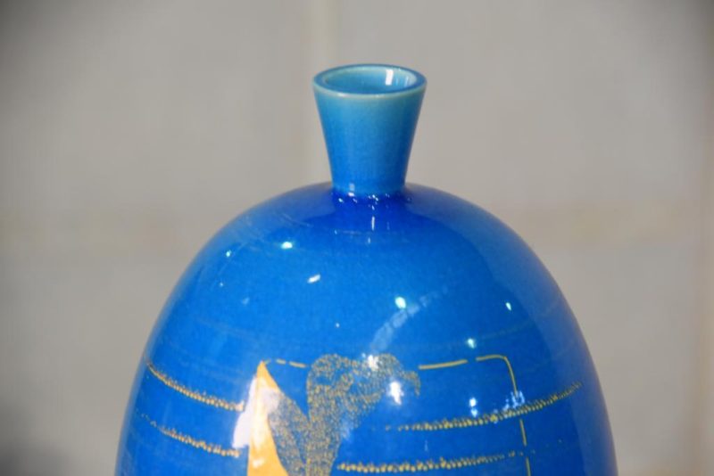 Japanese Turquoise Vase - Image 2
