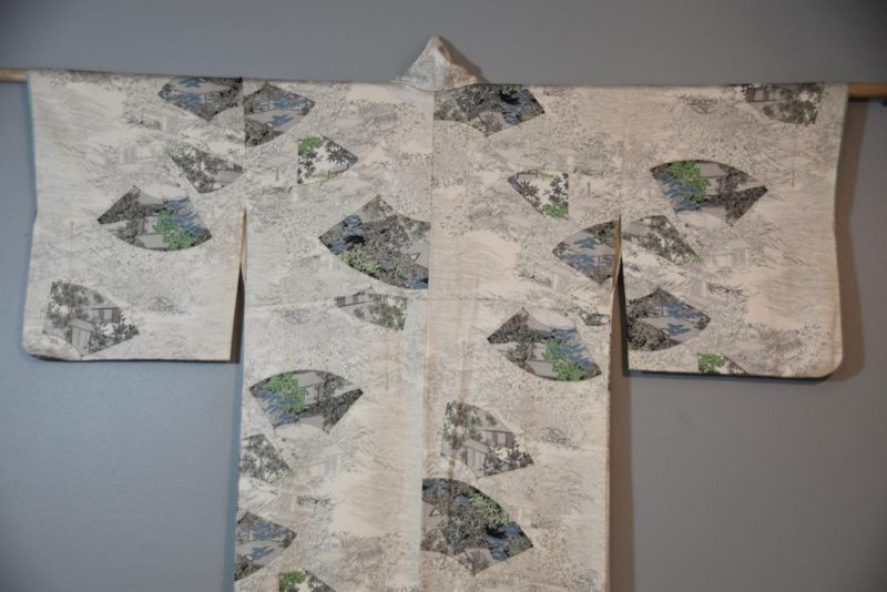 Vintage Kimono with Fan Designs - Image 2