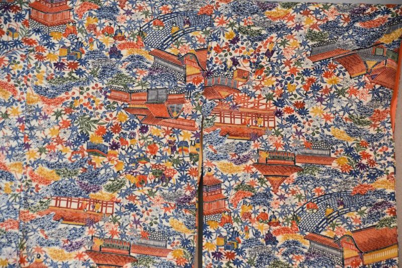 Vintage Kimono with Temple Designs - Image 9