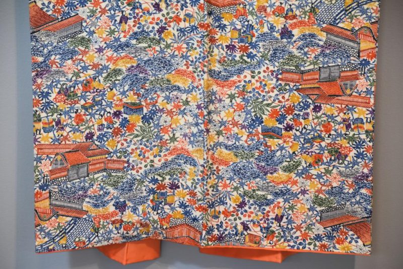 Vintage Kimono with Temple Designs - Image 8