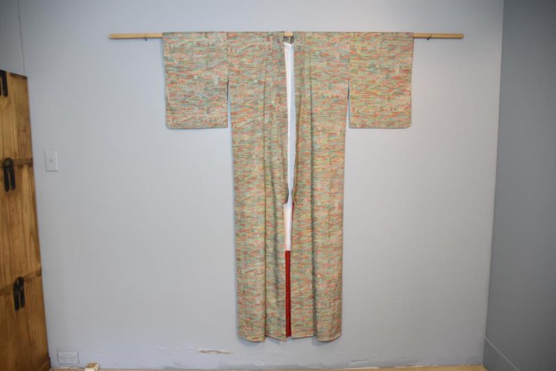 A Finely Detailed Kimono - Image 5