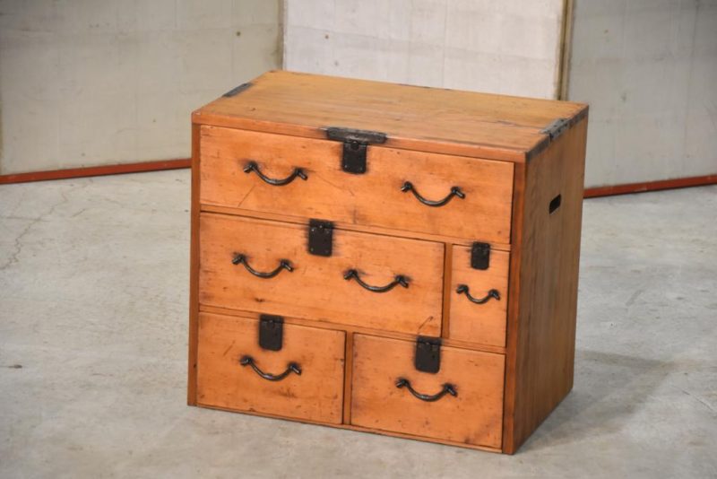 Edo Period Small Chest of Drawers - Image 13