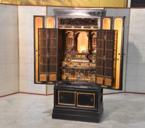 Butsudan Shrine for the Home.