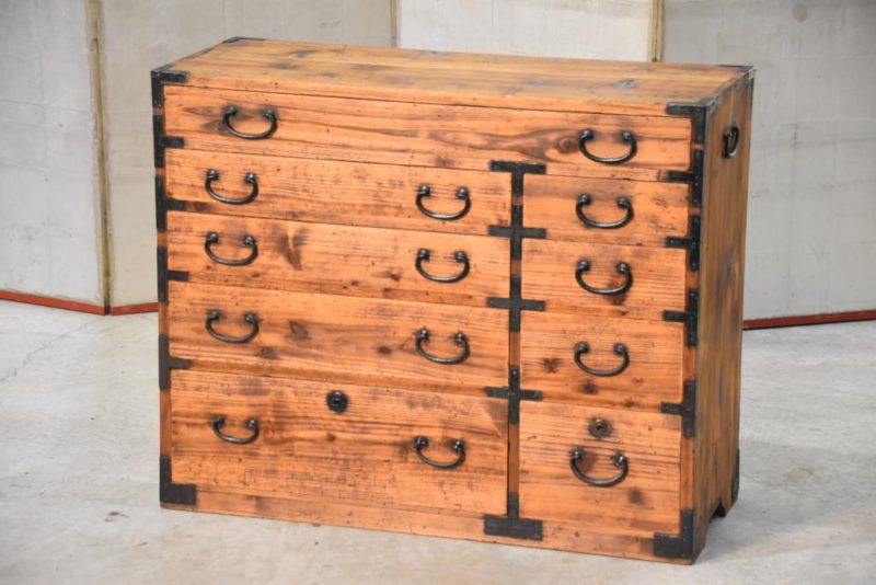 Antique Accessories Chest - Image 2