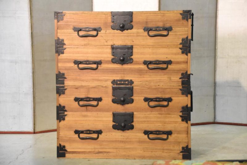 Meiji Period Chest of Drawers Isho Dansu - Image 19