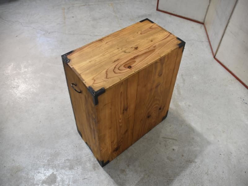 Antique Small Chest from Japan - Image 4