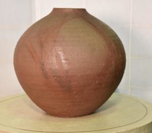 Large Bizen Pottery Vase