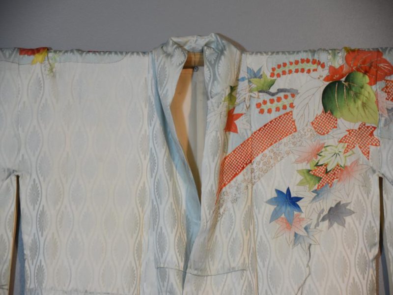 Japanese Long Sleeved Kimono - Image 4