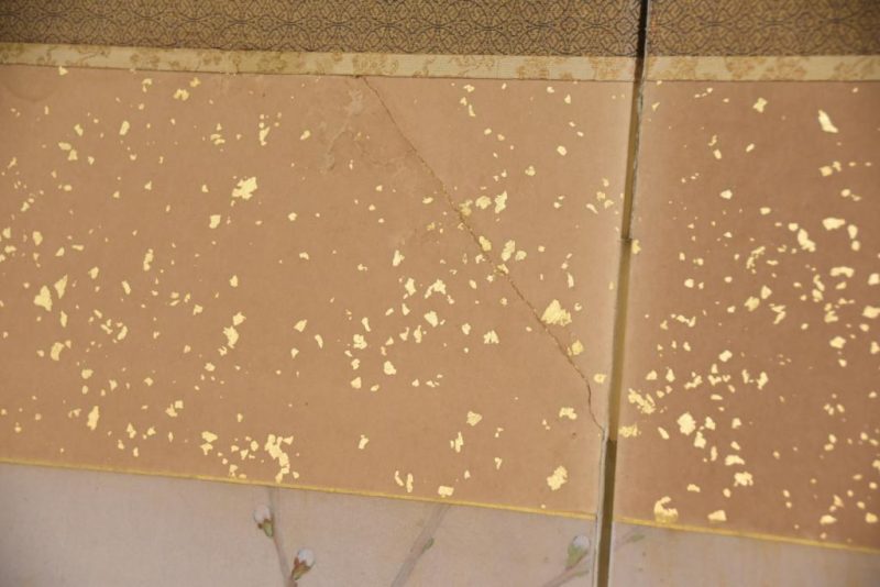 Taishi Period Camellias 2 Panel Screen Width: 1550mm - Image 5