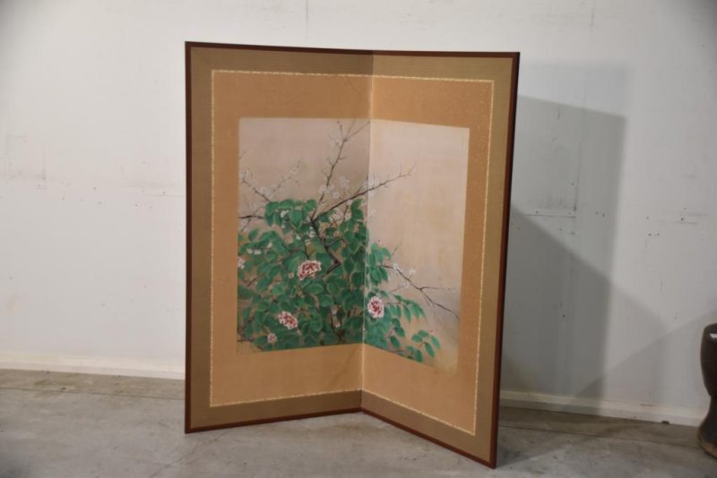 Taishi Period Camellias 2 Panel Screen Width: 1550mm - Image 4