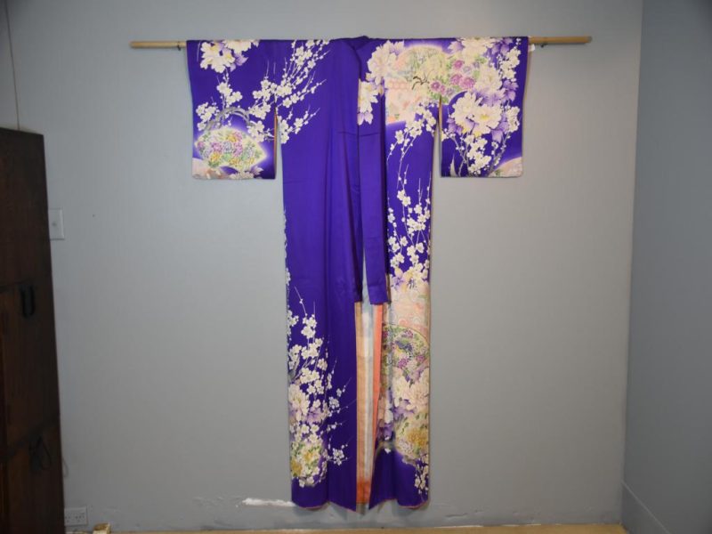 Stunning Japanese Kimono - Image 11