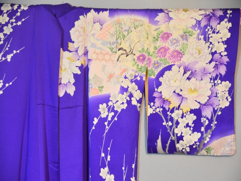 Stunning Japanese Kimono - Image 9
