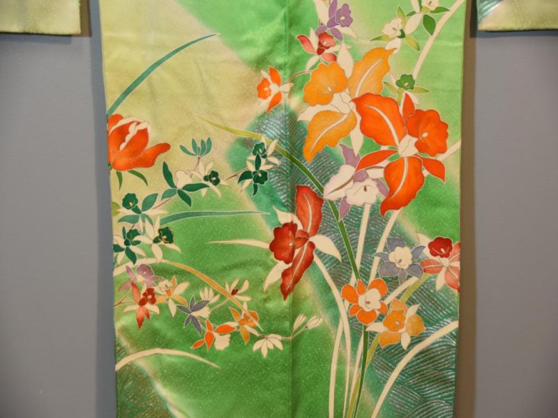 Kimono in the Furisode style - Image 2