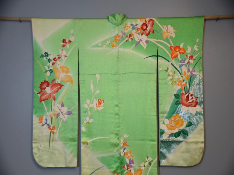 Kimono in the Furisode style - Image 12