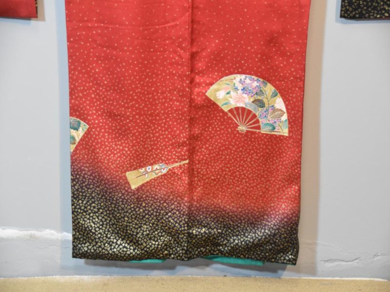 Japanese Red Silk Furisode Kimono - Image 3