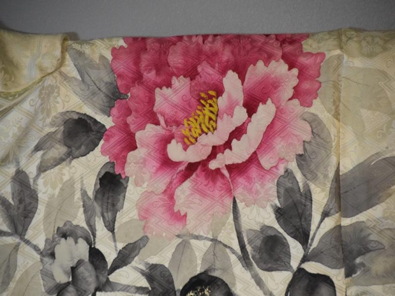 Japanese Silk Furisode Kimono from Japan - Image 10