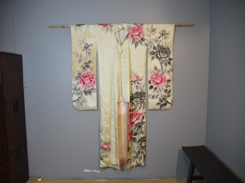 Japanese Silk Furisode Kimono from Japan - Image 8