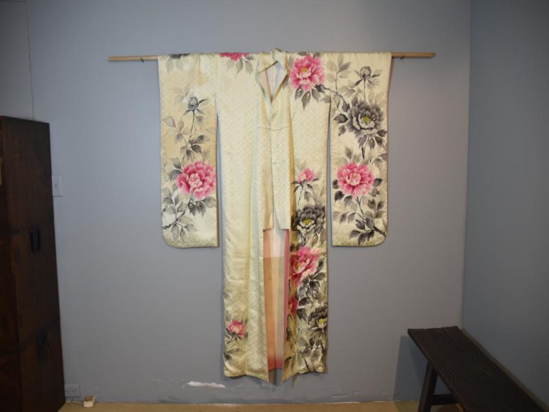 Japanese Silk Furisode Kimono from Japan - Image 7