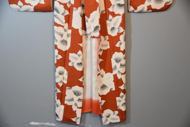 Japanese Silk Furisode Kimono - Image 2