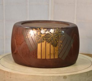 Maki-E Hibachi Stand