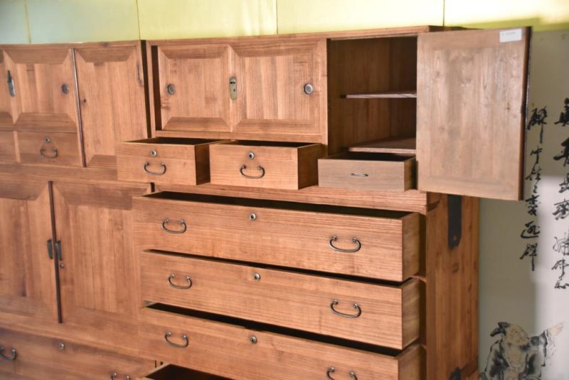 Pair of Vintage Wedding Chests (6 Sections) Width:1870mm - Image 4