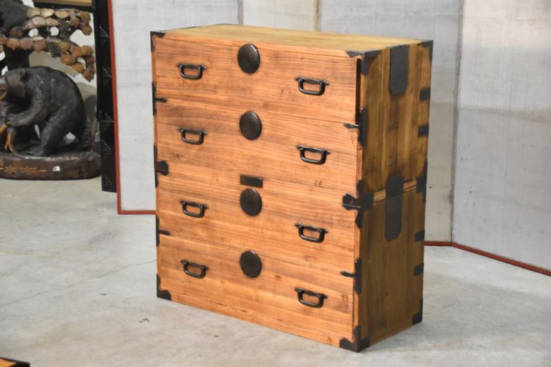 Antique Clothing Chest on Chest Width: 940mm - Image 14